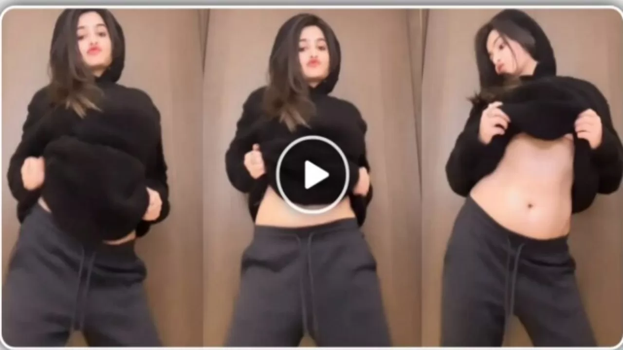 अंग्रेजी गाने पर लड़की ने टॉप उठा किया डांस, तुरंत वायरल हुआ ये video
