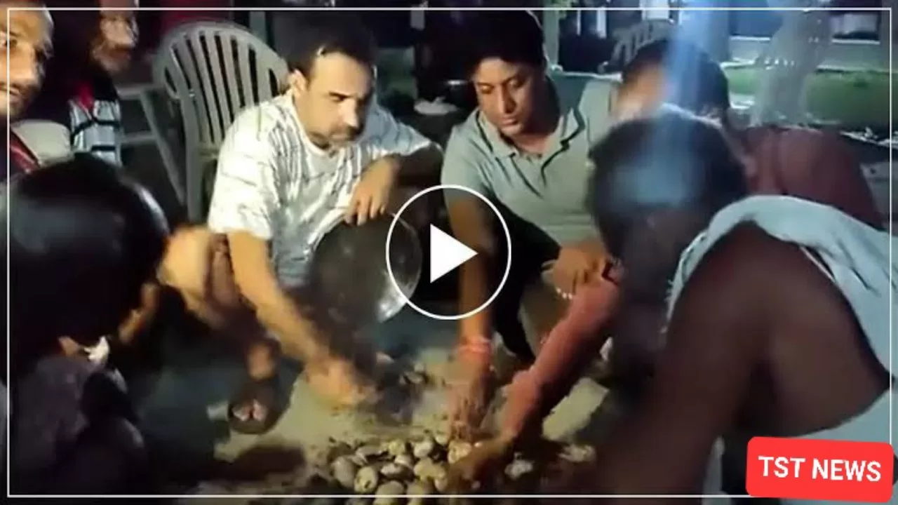 सादगी का दूसरा नाम पंकज त्रिपाठी! छुट्टियों पर अपने गांव गए, लिट्टी-चोखा बनाया, और दिल जीत लिया, देखें Video