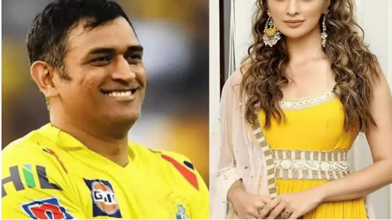 सामने आई क्रिकेट कप्तान महेंद्र सिंह धोनी की मृ’तक प्रेमिका प्रियंका झा की तस्वीर, खूबसूरत इतनी की ऐश्वर्या कटरीना भी फे’ल