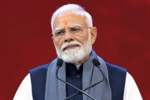 भारत मंडपम में चिन्मय अमृत महोत्सव में संबोधित करते प्रधानमंत्री नरेंद्र मोदी